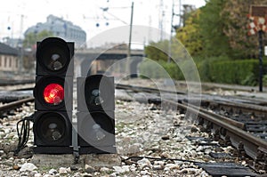 Traffic light shows red signal