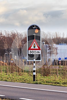 Traffic light warning light