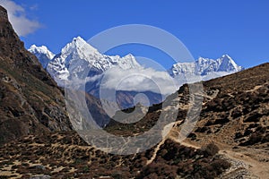 Trail in the Thame valley, Everest National Park