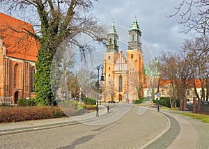 Trail to the basilica.