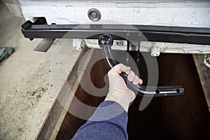 Trailer coupling.Installing a towbar on a passenger car.Cargo transportation by passenger car