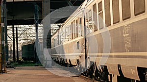 Il treno sul Bucarest linee ferroviarie stazione28