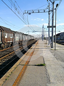 Train tracks perspective view