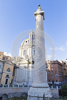 Trajan`s Column and Foro di Cesare - Viaggio nei Fori