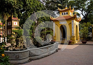 Tran Quoc Pagoda in Hanoi, Vietnam photo