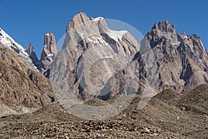 Trango tower family cliff, K2trek