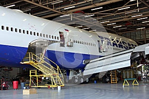 Transaero Boeing 747 under maintenance, Griffiss International Airport, Rome, NY