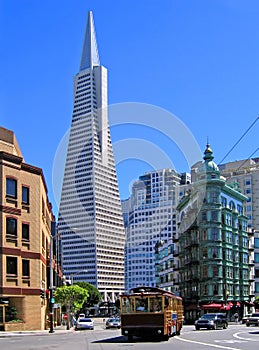 Transamerica Pyramid, trolley