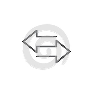 Transfer arrows outline icon. linear style sign for mobile concept and web design. Left right arrows simple line vector icon.