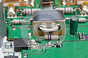 Transformer in transistor power amplifier