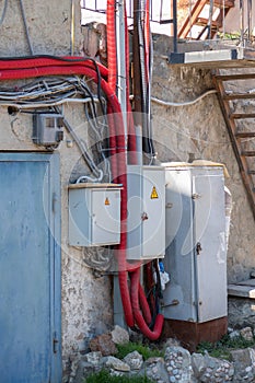 Transformer vault building of electrical current