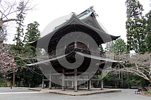 Translation: `Engakuji Zen temple`. One of Five Great Zen Temples Gozan,