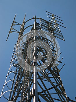 Transmitter and receiver antenna