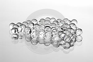 Transparent gell balls