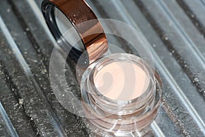 Transparent jar with concealer-an indispensable thing in makeup