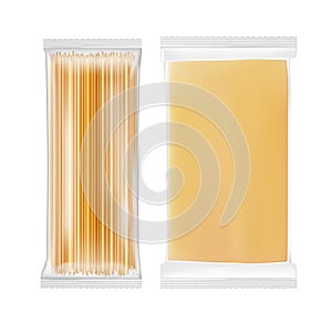 Transparent packaging with cheese and pasta