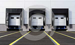 Transport terminal for truck deliveries photo