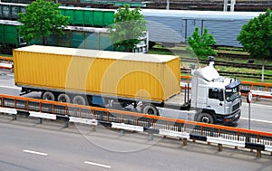 Transportation of cargoes by lorry