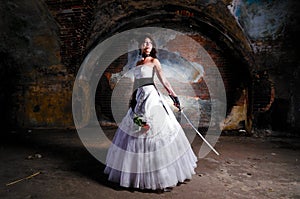 Trash the dress woman