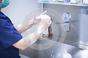 Traumatology orthopedic surgery scrubbing washing