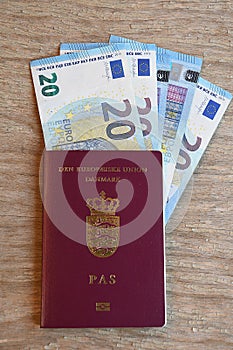 TRAVEL DECUMENTS_EUROPEAN PASSPORT_EURO