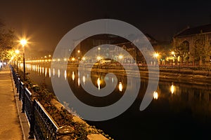 Travel Romania: Bucharest Dambovita river night