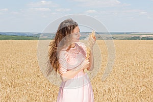 Travel to the countryside on a wheat field