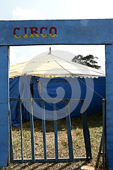 Traveling circus entrance