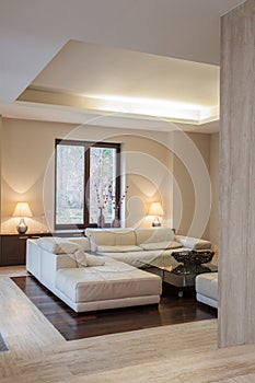 Travertine house: Modern interior