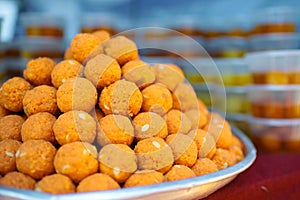 Tray of fried dhal balls on sale