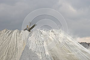 Tray tailings in the open pit