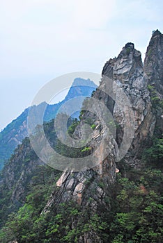 Treacherous mountain cliffs