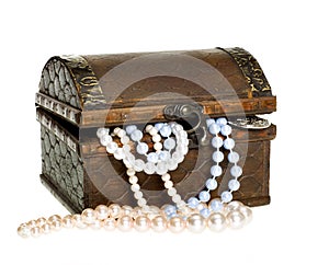 Treasure Chest, Pearls, Gold Coin CLIPPING PATH