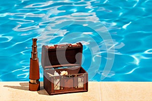 Treasure chest pool telescope