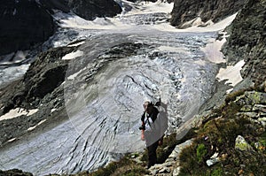 Trekking above the Tiefmatten Glacier