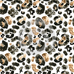 Trendy brown Leopard Animal skin seamless pattern on white background.Watercolor hand painted leopard endless print