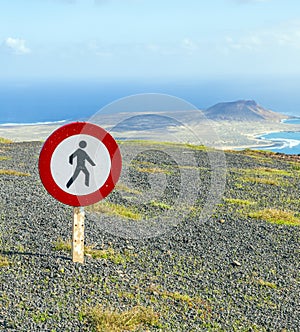Tresspassing forbidden because of dangerous cliffs