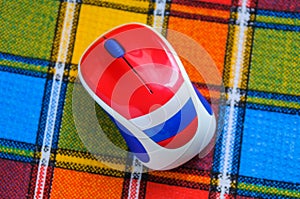 Tri-color computer mouse