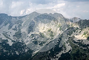 Vrcholy Tri kopy, Hrubá kopa a Banikow na Roháčoch v Západných Tatrách na Slovensku