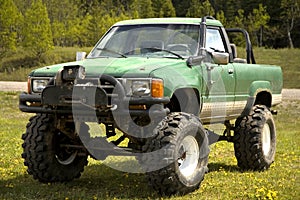 Tricked out 4x4 photo