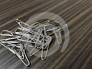 An trigonal clips for a document photo