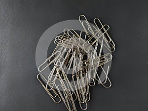 trigonal clips paper clips