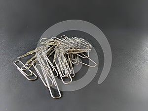 trigonal clips paper clips