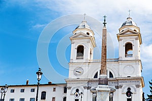 Trinita dei Monti in Piazza di Spagna