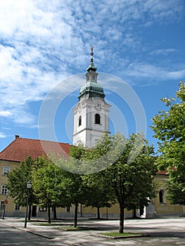 Trillizos iglesia en Croacia 