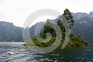 Trip on the lake Cheo Lan