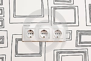 Triple electrical socket