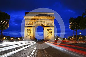 Triumph Arch at night photo