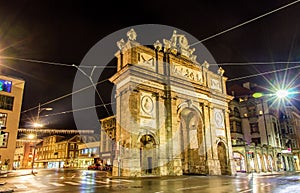 Triumphal Arch in Innsbruck at night