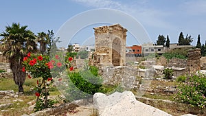 The Triumphal Arch. Roman archaeological remains in Tyre. Tyre is an ancient Phoenician city. Tyre, Lebanon